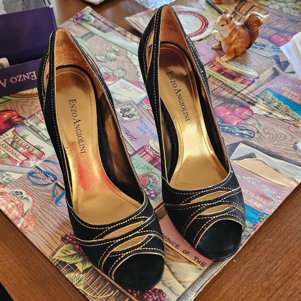 Enzo Angiolini Black and Gold Peep-Toe Heels